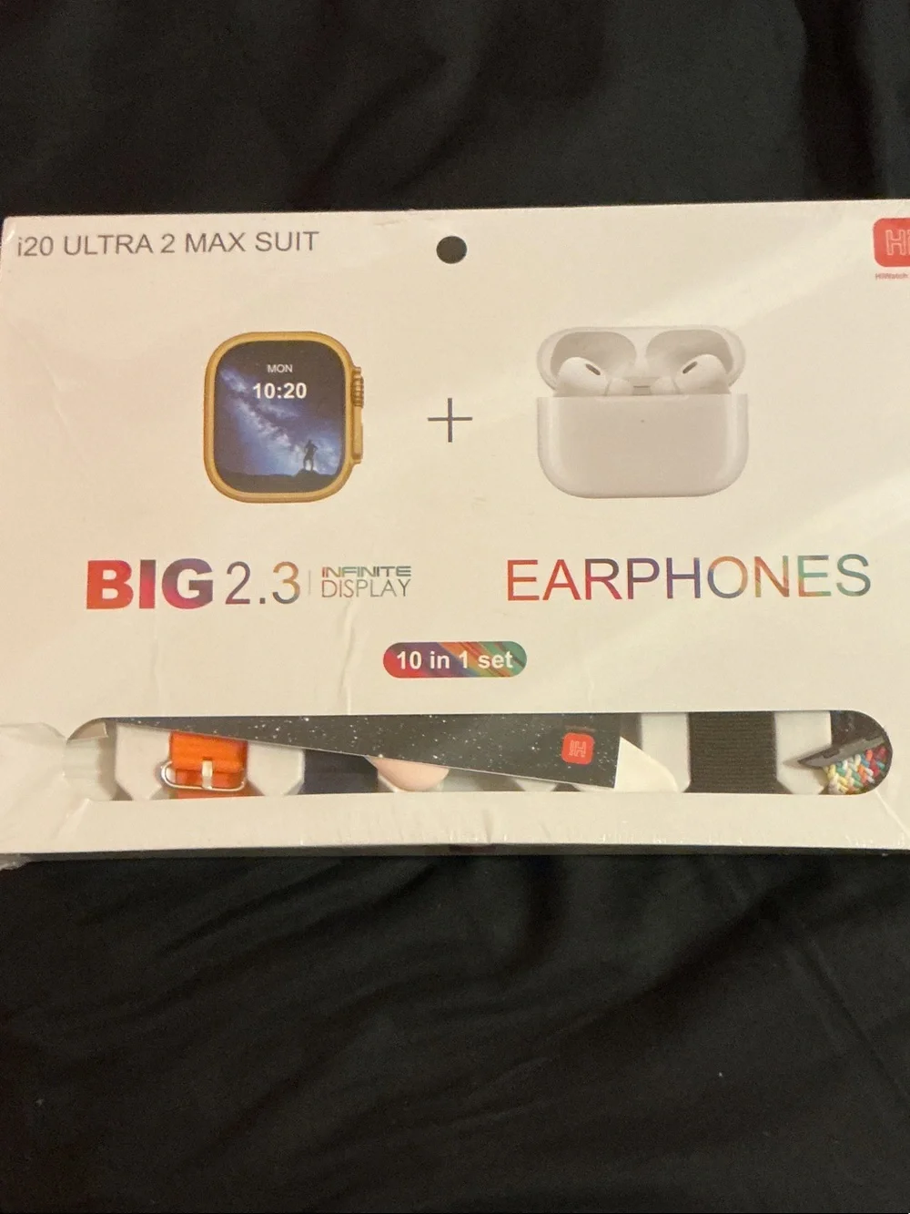 i20 Ultra 2 Max Suit Smartwatch with Multiple Accent Straps- White Earbuds